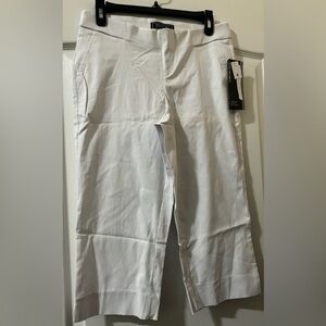 NYCC New York Clothing Co Short Length (NEW) Cropped Capri Pants Womens Size 6